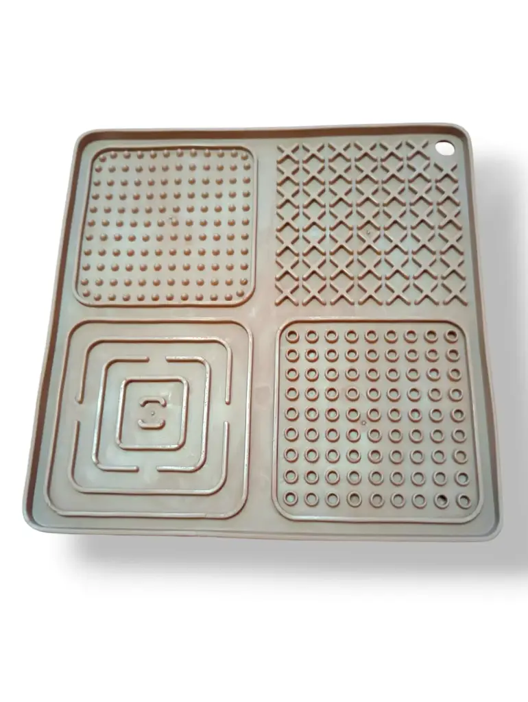 ALFOMBRILLA CUADRADA 4 DIVISIONES