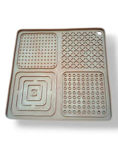 [PH-ACC0154] ALFOMBRILLA CUADRADA 4 DIVISIONES